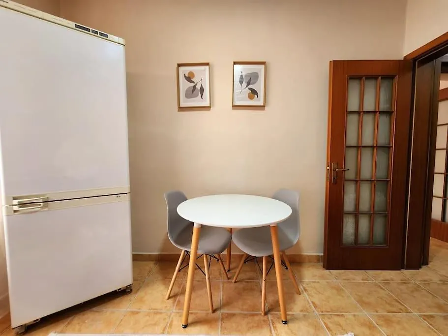 Apartment Colosseo Gemtirana W/24H Checkin Albania